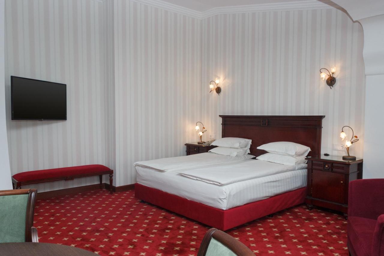 Ar Nuvo Hotel Karagandy Exteriör bild