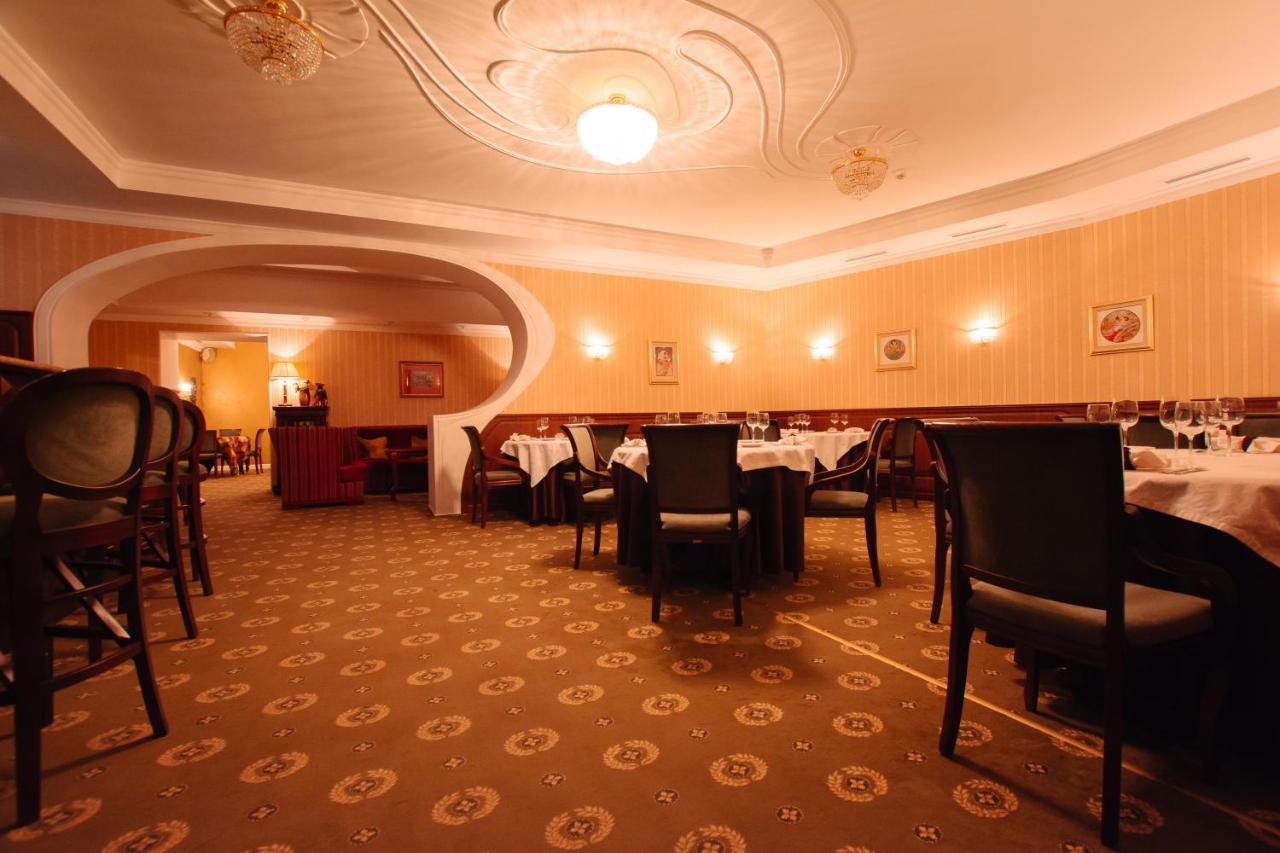 Ar Nuvo Hotel Karagandy Exteriör bild